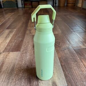 Stanley Ice flow 50 ounce pomelo Green Insulated Bottle